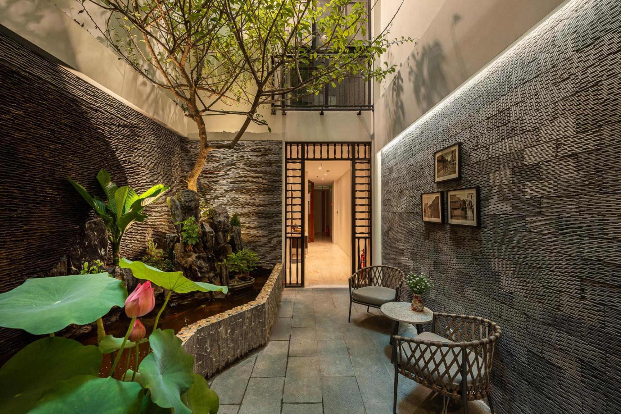 Le Parfum Apartment And Hotel Hanoi Exterior photo